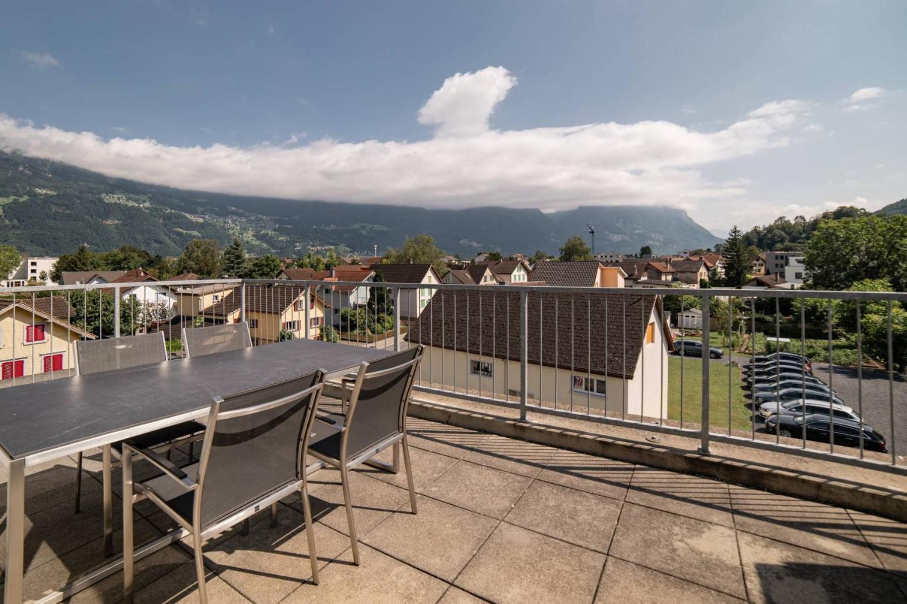 Wohntel - Wohnen Wie Im Hotel Sevelen Exterior foto